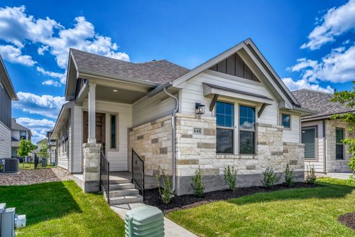 448 Burlington Dr, Buda, TX, 78610-1086 | Card Image