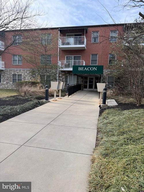 ofc-b100-1600 Church Rd, WYNCOTE, PA, 19095-1920 | Card Image