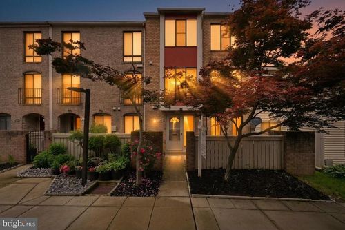 9685 Brassie Way, GAITHERSBURG, MD, 20886-1909 | Card Image