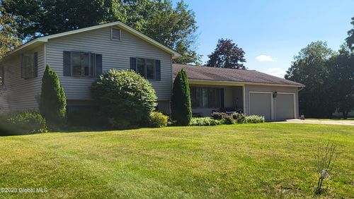 12 Woodcrest Drive, South Glens Falls, NY, 12803 | Card Image