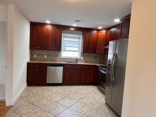 191 Jefferson Ave, Mineola, NY, 11501-2428 | Card Image