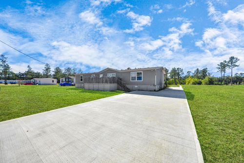 20042 Kincaid Dr, Conroe, TX, 77306-2242 | Card Image