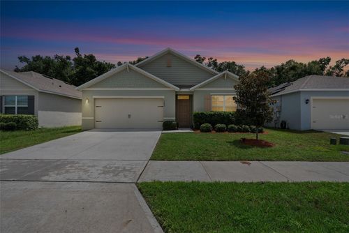3693 Crimson Clover Dr, MOUNT DORA, FL, 32757-7443 | Card Image