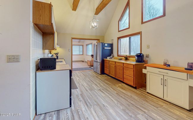 Kitchen | Image 12