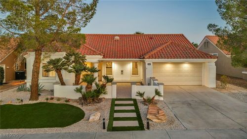 2920 Crown Ridge Dr, Las Vegas, NV, 89134-8520 | Card Image