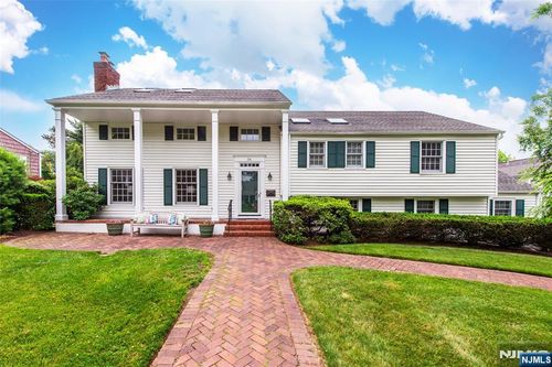 26 Cornell Way, Montclair, NJ, 07043-2506 | Card Image