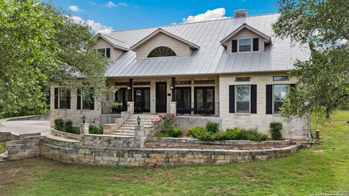111 Oak Pointe, New Braunfels, TX, 78132-2319 | Card Image