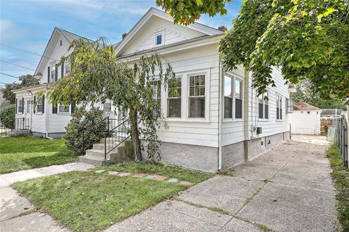 455 Armistice Blvd, Pawtucket, RI, 02861-2448 | Card Image