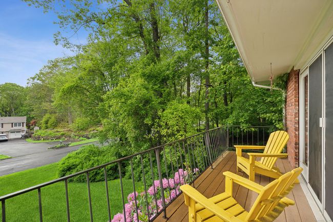 14 Button Rd, House other with 3 bedrooms, 3 bathrooms and null parking in Shelton CT | Image 6