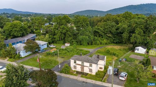 836 Ridge St, Charlottesville, VA, 22902 | Card Image