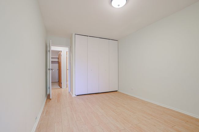 APT-102 - 3801 Appian Way, Home with 2 bedrooms, 2 bathrooms and null parking in Glenview IL | Image 12