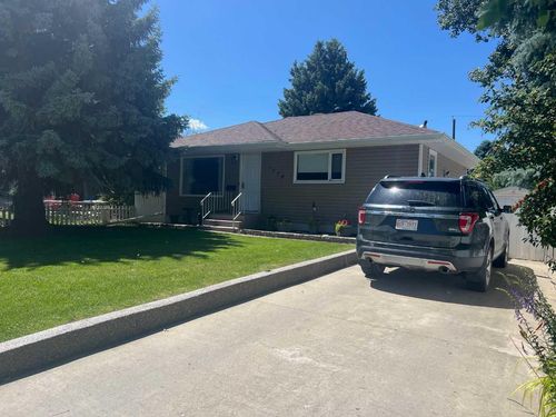 1118 18 Street N, Lethbridge, AB, T1H3H6 | Card Image