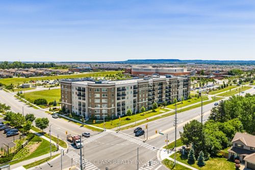 104-610 Farmstead Dr, Milton, ON, L9T8X5 | Card Image