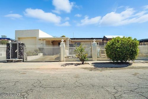 4733 S Camino Paso Doble, Tucson, AZ, 85714-3129 | Card Image