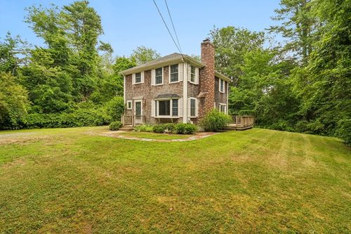 26 Foster St, Mattapoisett, MA, 02739-2010 | Card Image