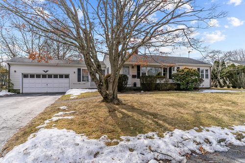 22 Elmwood Dr, Bristol, RI, 02809-2804 | Card Image