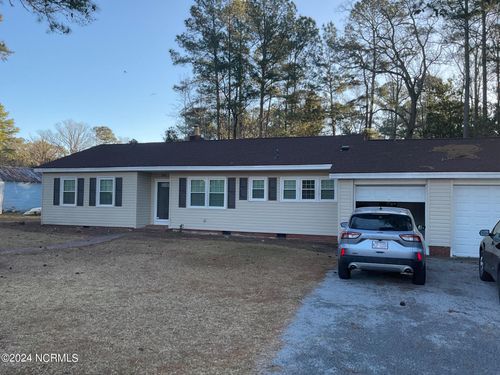 3313 S Church St, Fountain, NC, 27829-9606 | Card Image