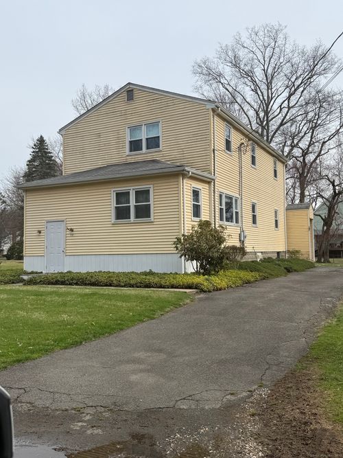 1130 Blue Hills Ave, Bloomfield, CT, 06002-2706 | Card Image