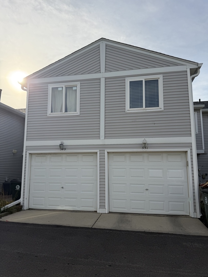 Residential Lease in Round Lake Beach 3