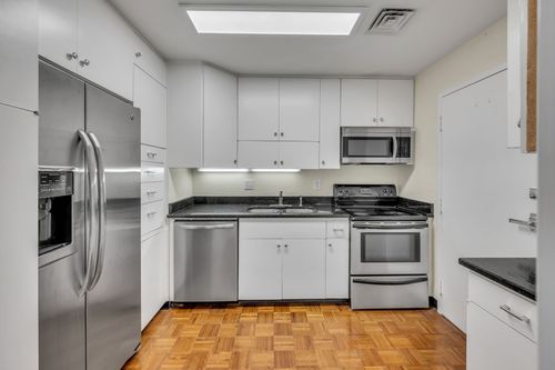 apt-70-105 Leake Ave, Nashville, TN, 37205-3740 | Card Image