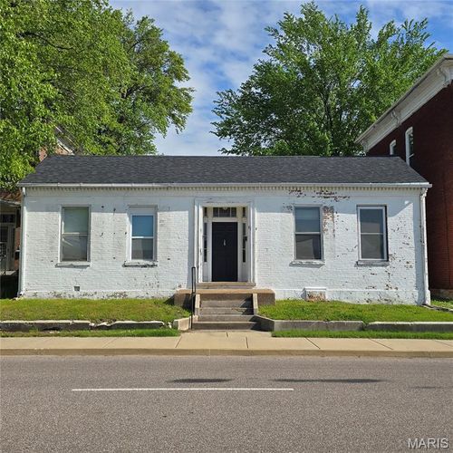 421 E A St, Belleville, IL, 62220-1405 | Card Image