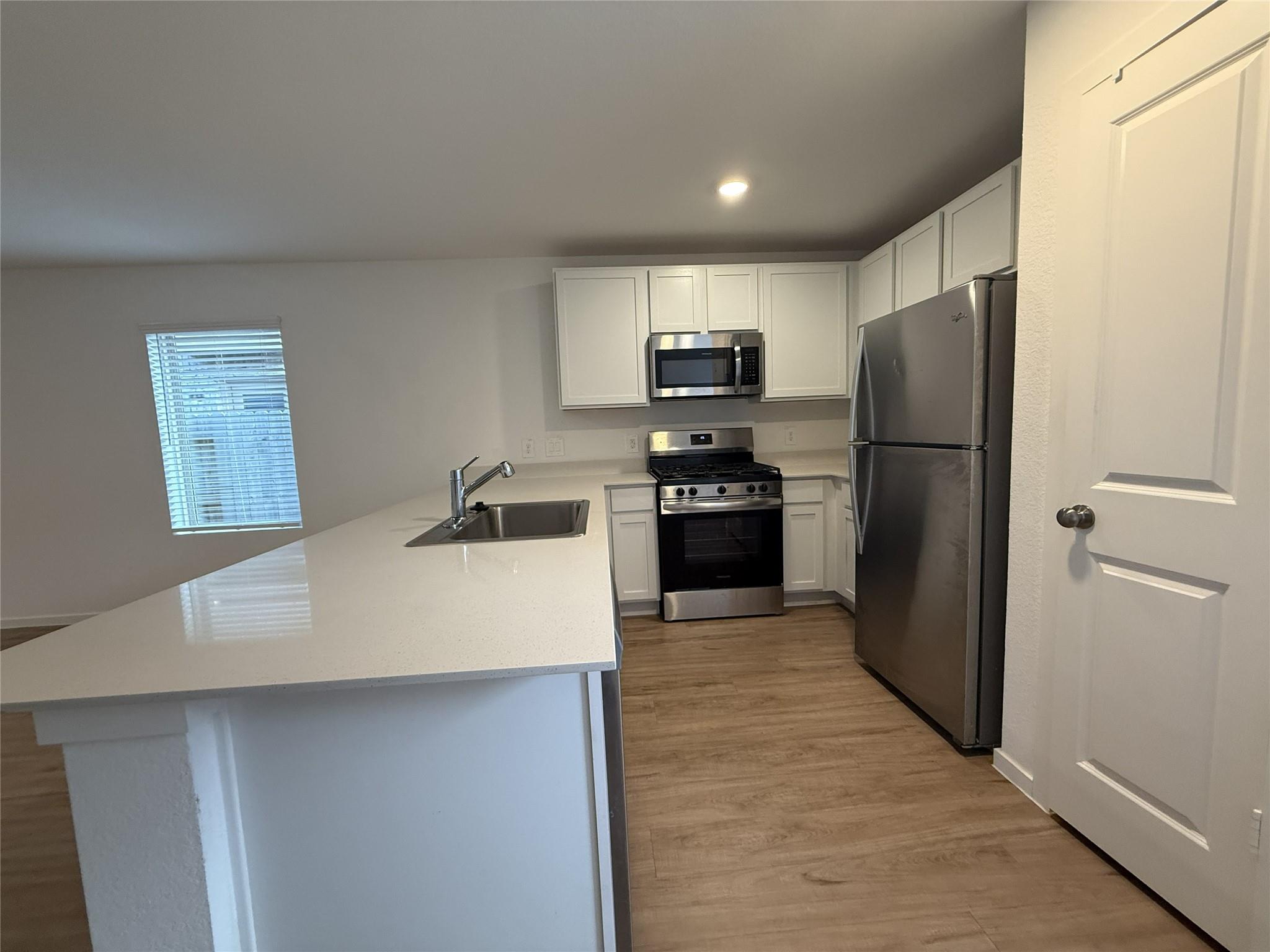 Residential Lease in Willis 2