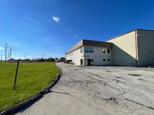 e-2015 Us Highway 34, Oswego, IL, 60543-8641 | Card Image