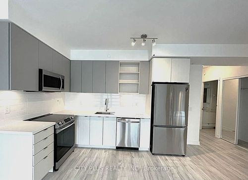 702-4675 Metcalfe Ave, Mississauga, ON, L5M0Z8 | Card Image