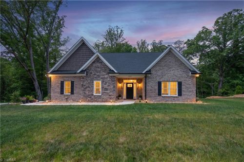 1020 Nauvoo Ridge Dr, Tobaccoville, NC, 27050-9182 | Card Image