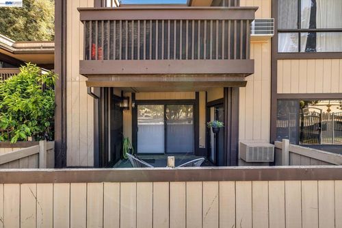 39139 Argonaut Way, Fremont, CA, 94538-1333 | Card Image