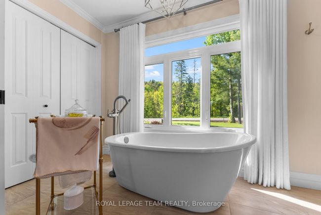 2803 Centennial Lake Rd, House other with 4 bedrooms, 4 bathrooms and 10 parking in Calabogie ON | Image 14