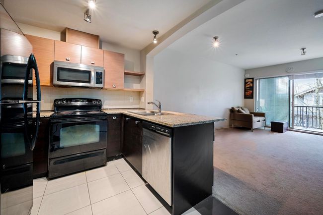 224 - 6688 120 Street, Condo with 1 bedrooms, 1 bathrooms and 1 parking in Surrey BC | Image 4