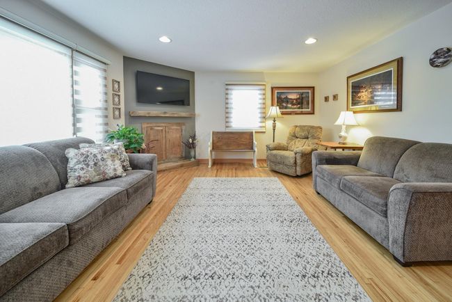 Main Floor Living Room | Image 24
