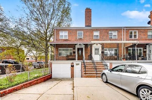 209-20 43rd Ave, Bayside, NY, 11361-2739 | Card Image