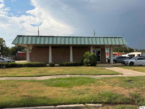 215 Arkansas Ave, Monroe, LA, 71201-6207 | Card Image
