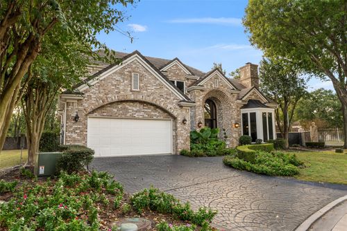 2727 S Southern Oaks Dr, Houston, TX, 77068-2610 | Card Image
