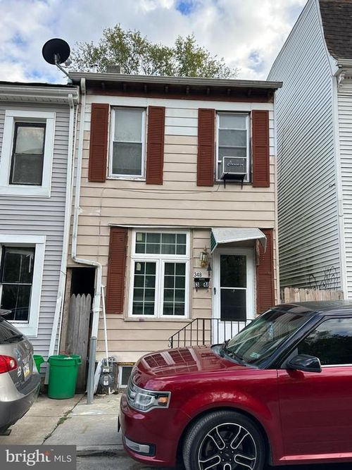 348 W Gay Ave, YORK, PA, 17401-2973 | Card Image