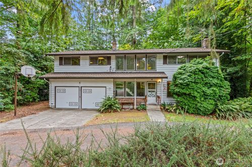 8108 197th St Se, Snohomish, WA, 98296-7943 | Card Image