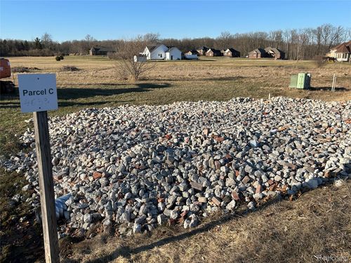 4633 Rosy Dr, Leonard, MI, 48367-1746 | Card Image