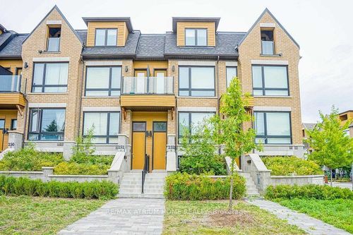 252B Finch Avenue E, North York, ON, M2N0K3 | Card Image