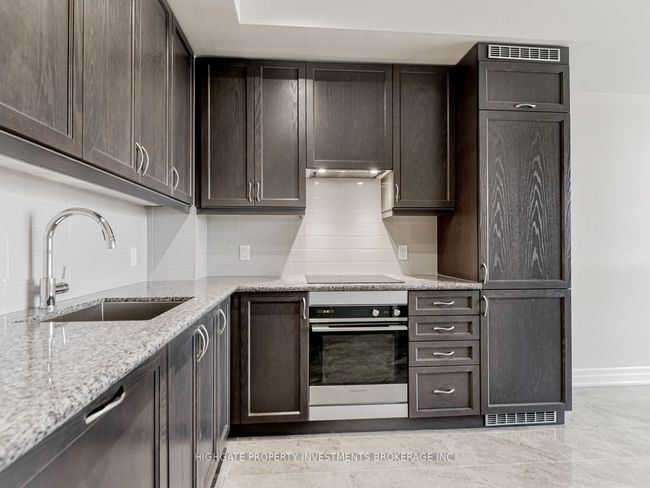 501 - 9085 Jane St, Condo with 2 bedrooms, 2 bathrooms and null parking in Concord ON | Image 10