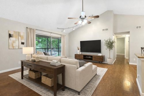 306-3083 N Oakland Forest Drive, Oakland Park, FL, 33309 | Card Image