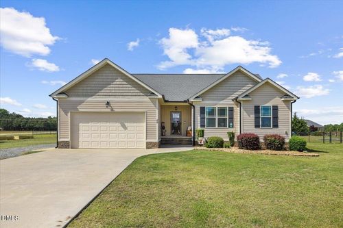 49 Sentinel Ct, Smithfield, NC, 27577-8943 | Card Image