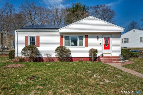 90 W Side Dr, Hamden, CT, 06514-3737 | Card Image