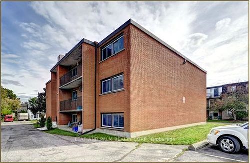 333 Garden St, Cambridge, ON, N3H4C8 | Card Image