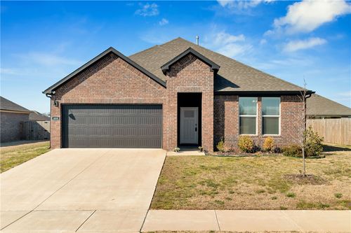 400 W Snow Bnd, Farmington, AR, 72730-4033 | Card Image