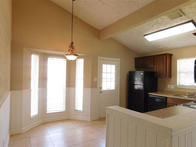 17002 Rippling Mill Dr, House other with 2 bedrooms, 1 bathrooms and 1 parking in Sugar Land TX | Image 6