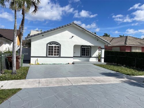 3559 W 74th Pl, Hialeah, FL, 33018-1719 | Card Image