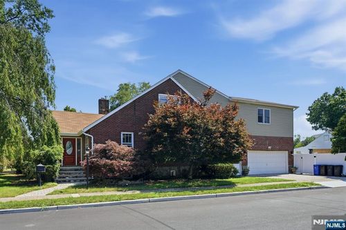 930 Ramapo Ave, Pompton Lakes, NJ, 07442-1447 | Card Image