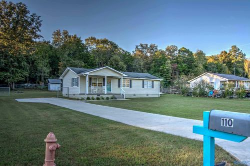 110 Willis Shavers St, Hollywood, AL, 35752-6140 | Card Image